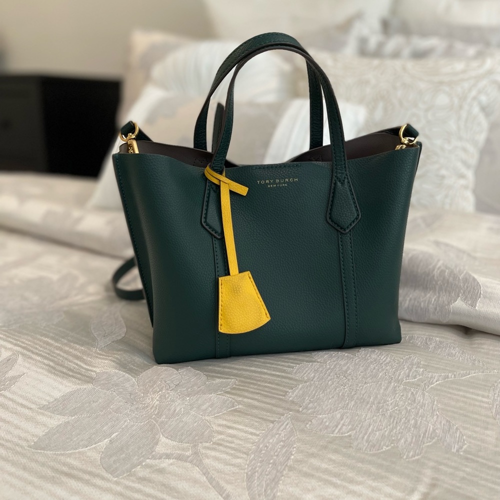 beautiful Tory Burch Bag in Green color.